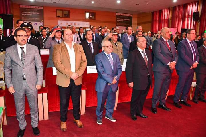 سئئئئ